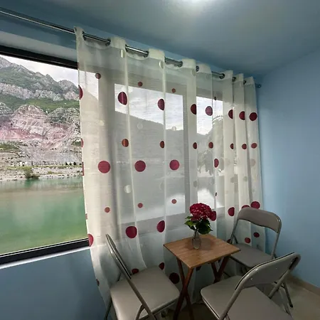 بيت خشبي Breeze Of The Drin *