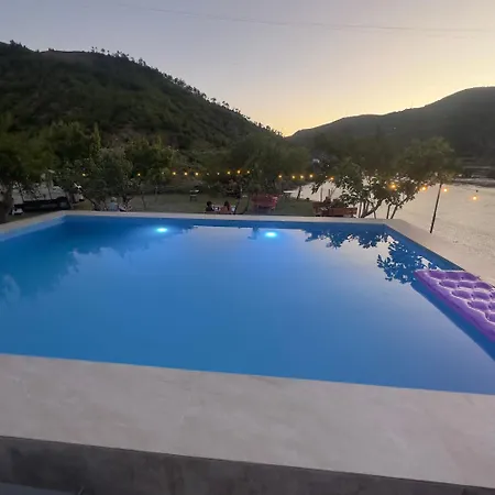 Breeze Of The Drin Lodge